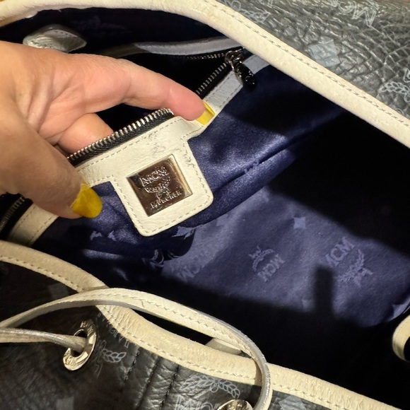 MCM Black and Gray Women's Tote Neverfull Bag - Picture 11 of 16